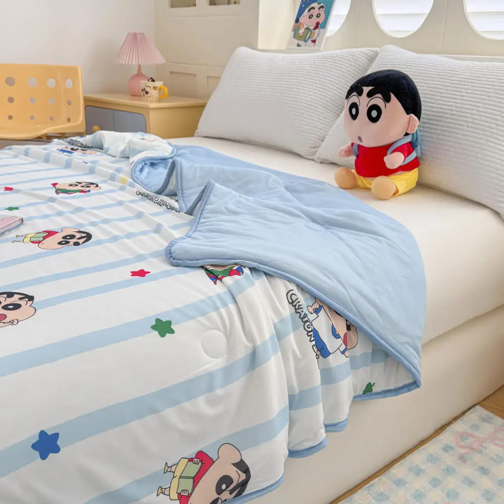 Home Office Freelancer - かわいいクレヨンしんちゃんサマーキルト漫画かわいい家庭用昼寝ブランケットアニメレストホームオフィスキルトギフト洗濯機で洗える
