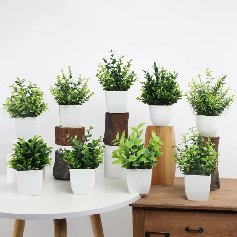 卸売 OEM/ODM 人工ミニ鉢植え偽スプレー ユーカリの植 - Home Office Word のレビューと価格