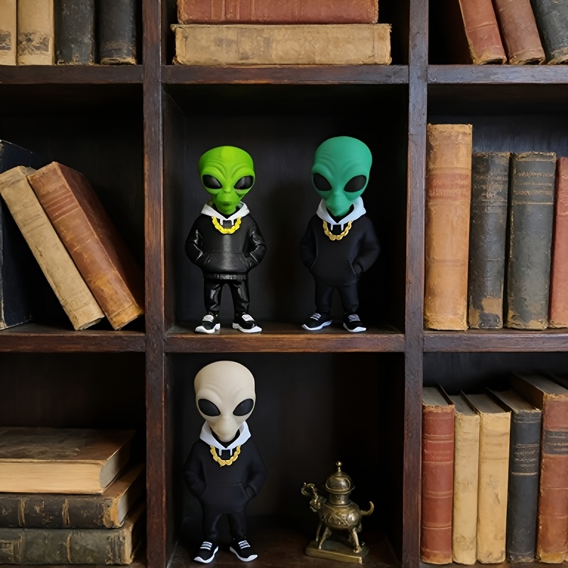 1ピースグリーンエイリアンフィギュア、ポケットデザイン付き、 - Home Office With Bookshelves のレビューと価格